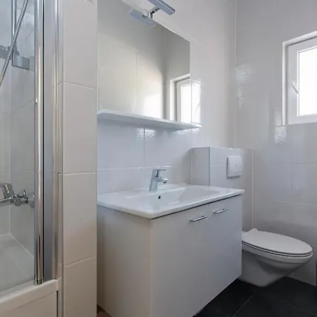 Dalla With Swimming Pool Holiday home Split